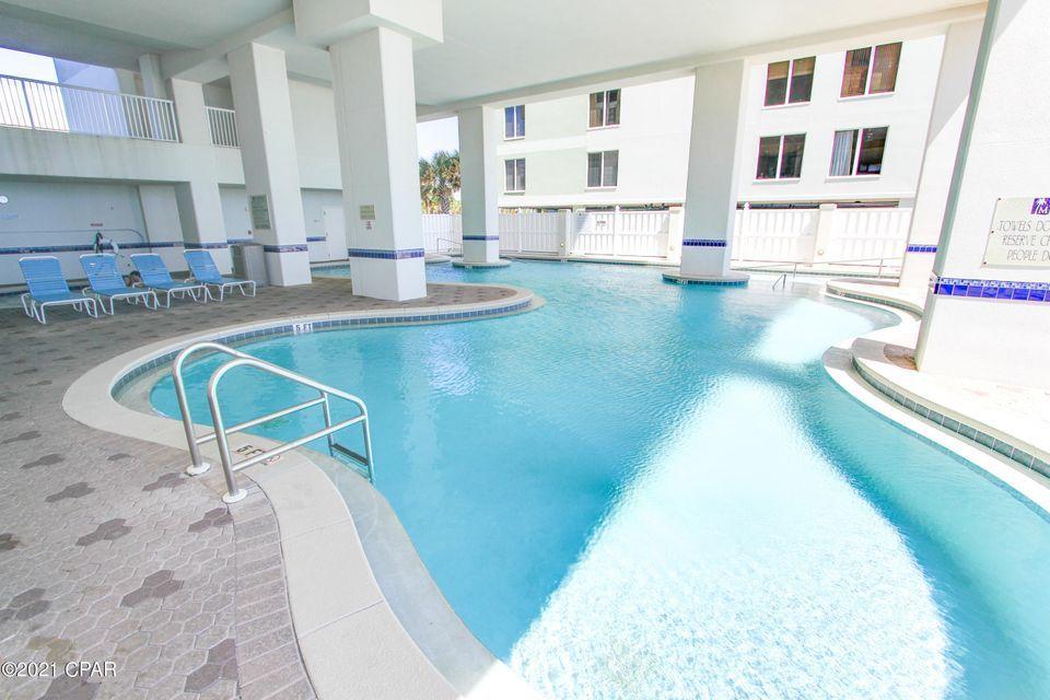 MAJESTIC BEACH TOWERS II - Residential