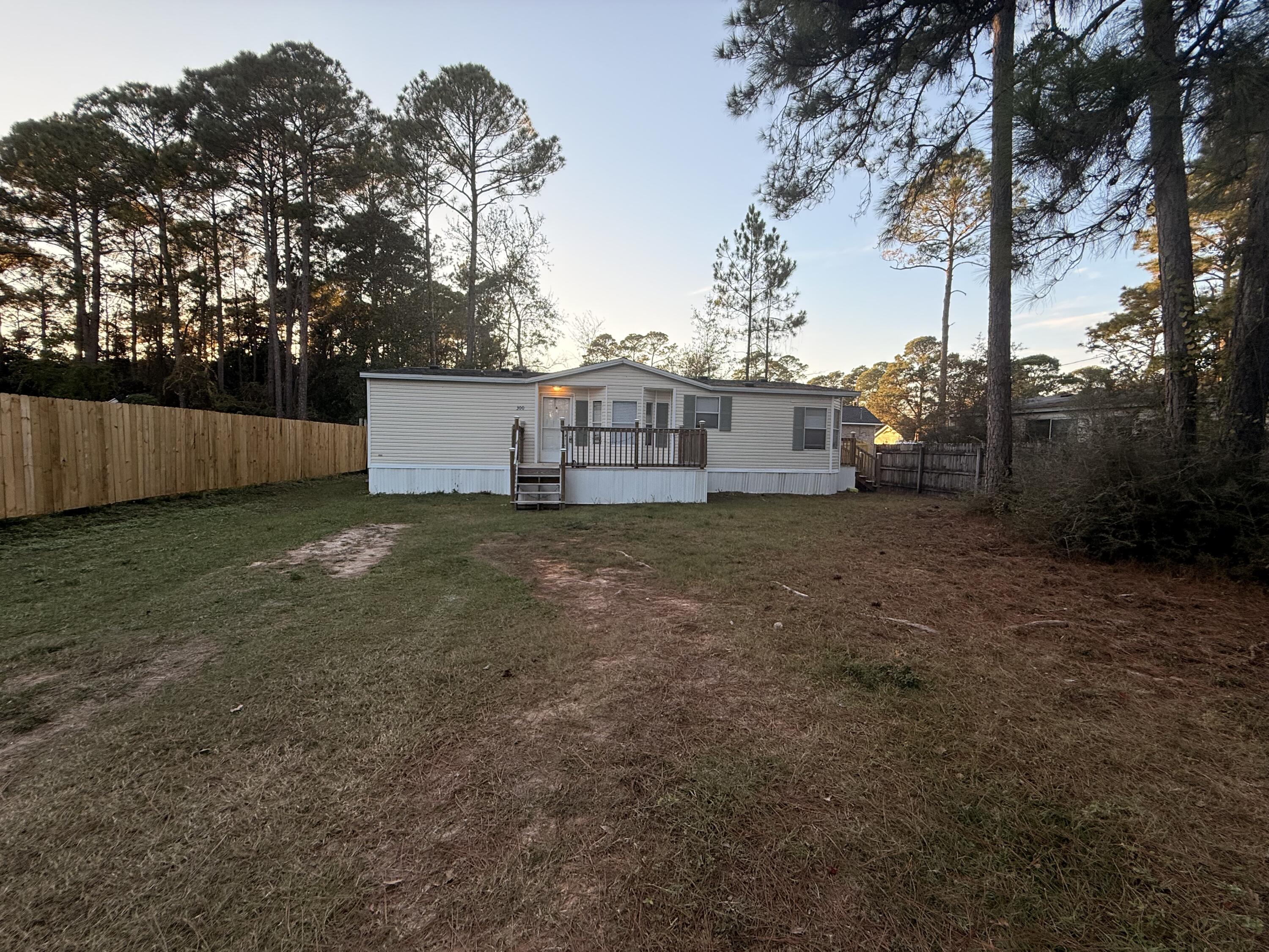 WYNNEHAVEN BEACH ESTATES - Residential