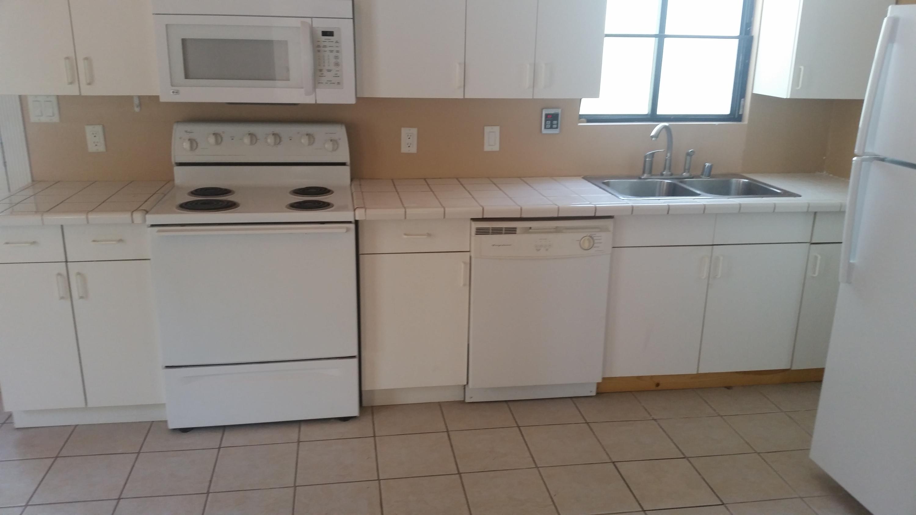 METES & BOUNDS - Residential Lease