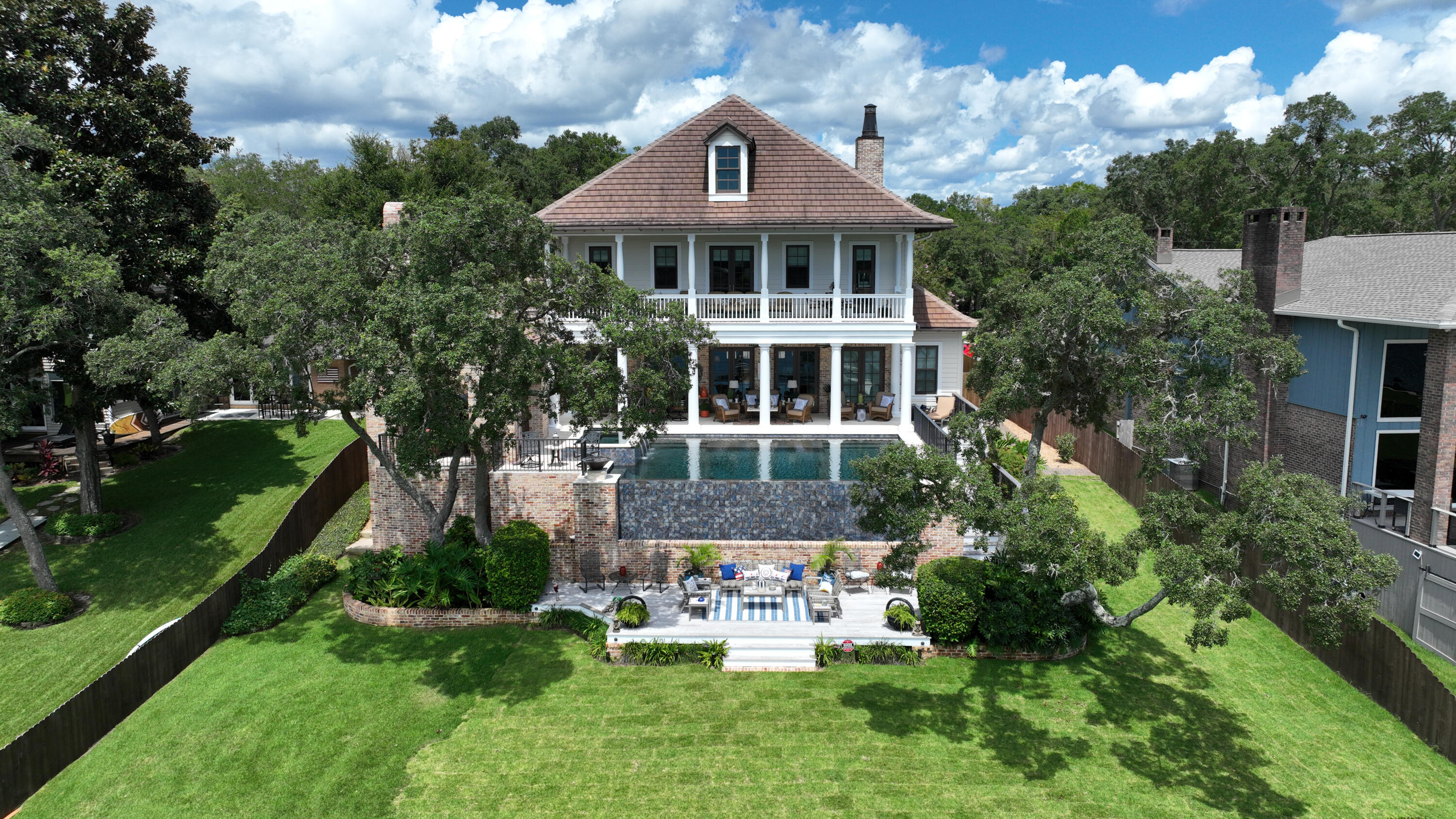 BAYOU VISTA - Residential