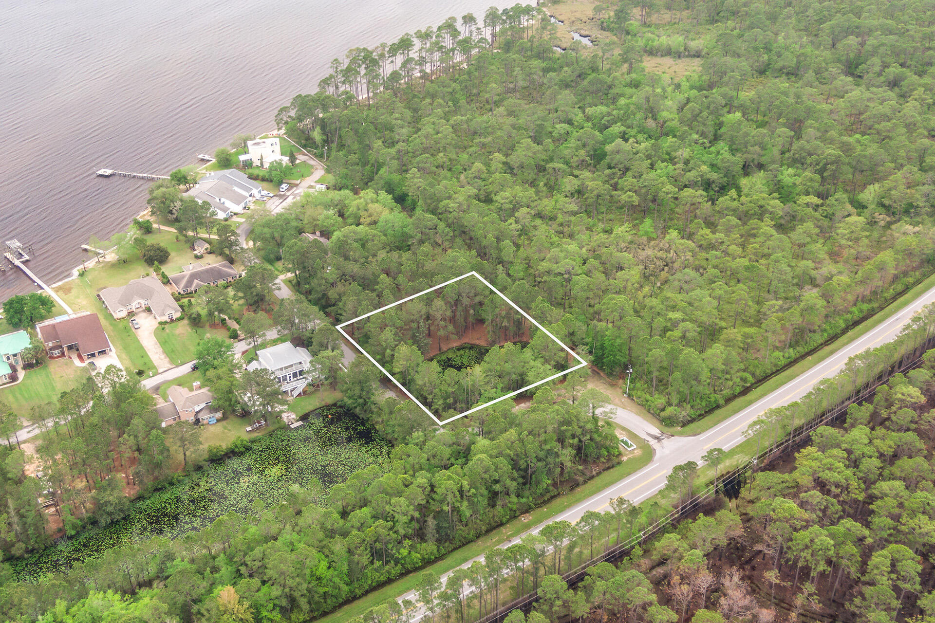 DOLPHIN COVE ESTATES - Land