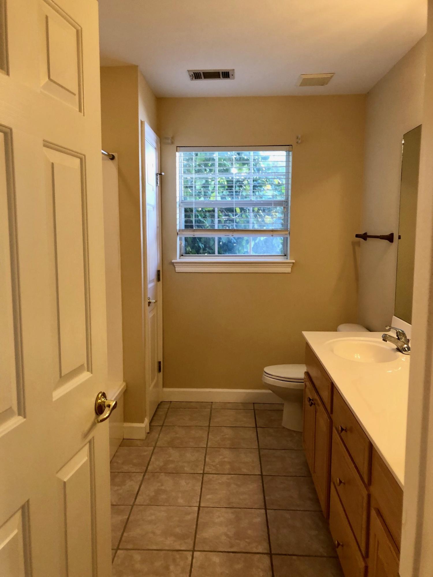 EMERALD BAY PH 1A - Residential Lease