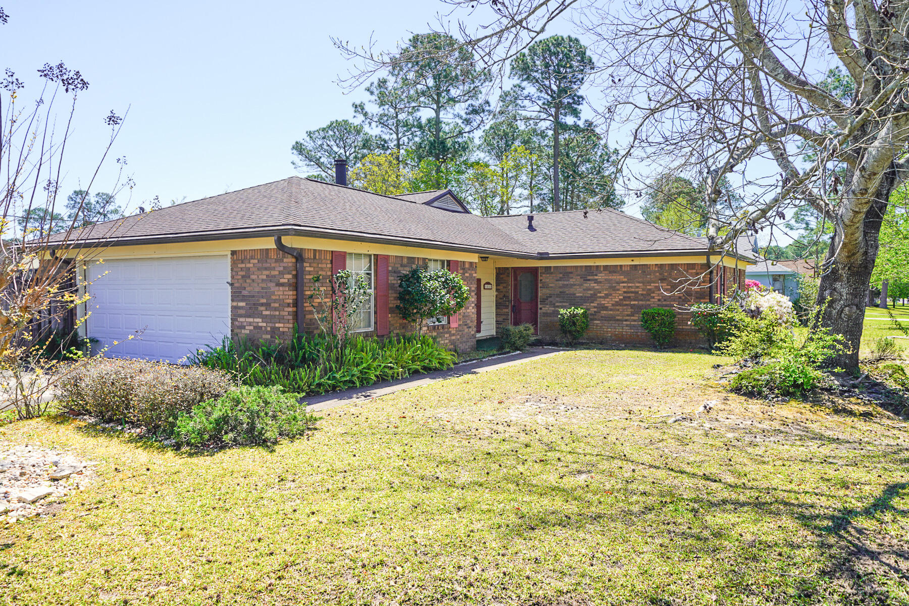 PINE MEADOWS 2ND ADDN - Residential