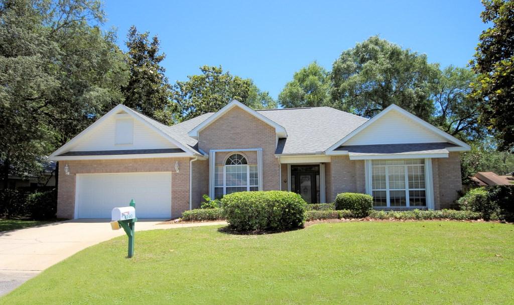 Beautifully updated home on a quiet dead end street in the gated community of Magnolia Plantation in Bluewater Bay. This 1-story home with a split bedroom floorplan and multiple living areas allows for plenty of space for any sized family! Recent updates include marble look granite in shades of creams, taupes and grays in a spacious kitchen that is open to the family room. Rich engineered hardwood throughout most of the main living areas, new paint, new ceiling fans, newly constructed breakfast bar, updated hardware, appliances and light fixtures with ''just the right touch'' of crystal. The large fully fenced backyard is perfect for kids and pets and the pergola covering the back patio is the ideal spot for back yard bar-b-q's. Welcome home to Magnolia Plantation in Bluewater Bay!