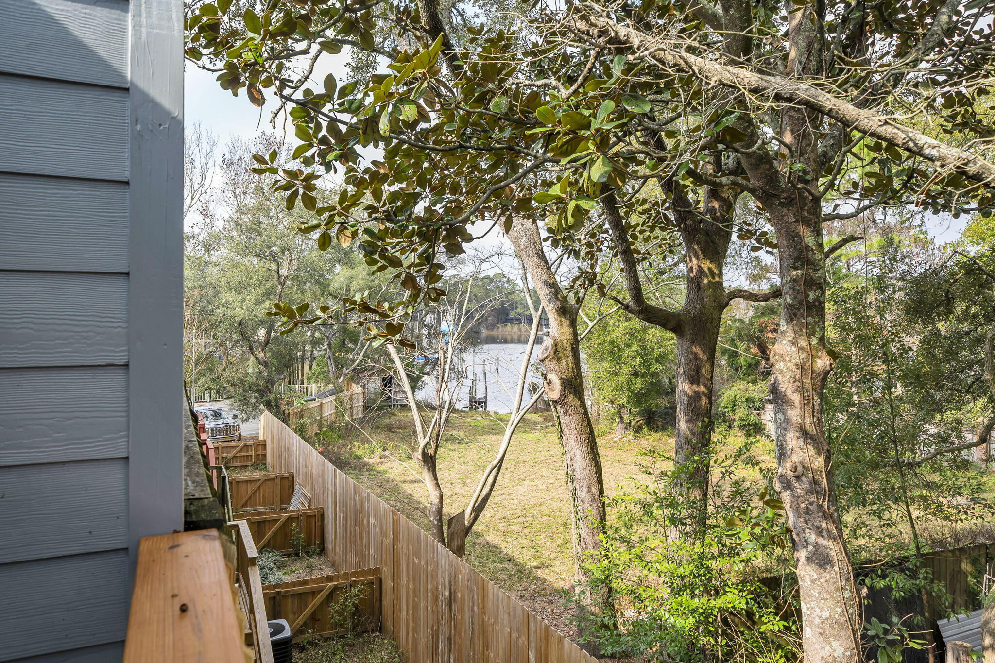 SWIFT BAYOU T/H - Residential
