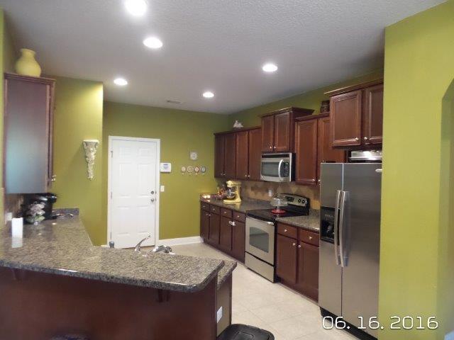 FOX VALLEY PH 3-A - Residential Lease