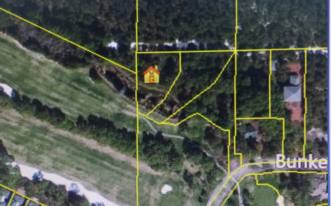 COUNTRY CLUB ESTATES - Land