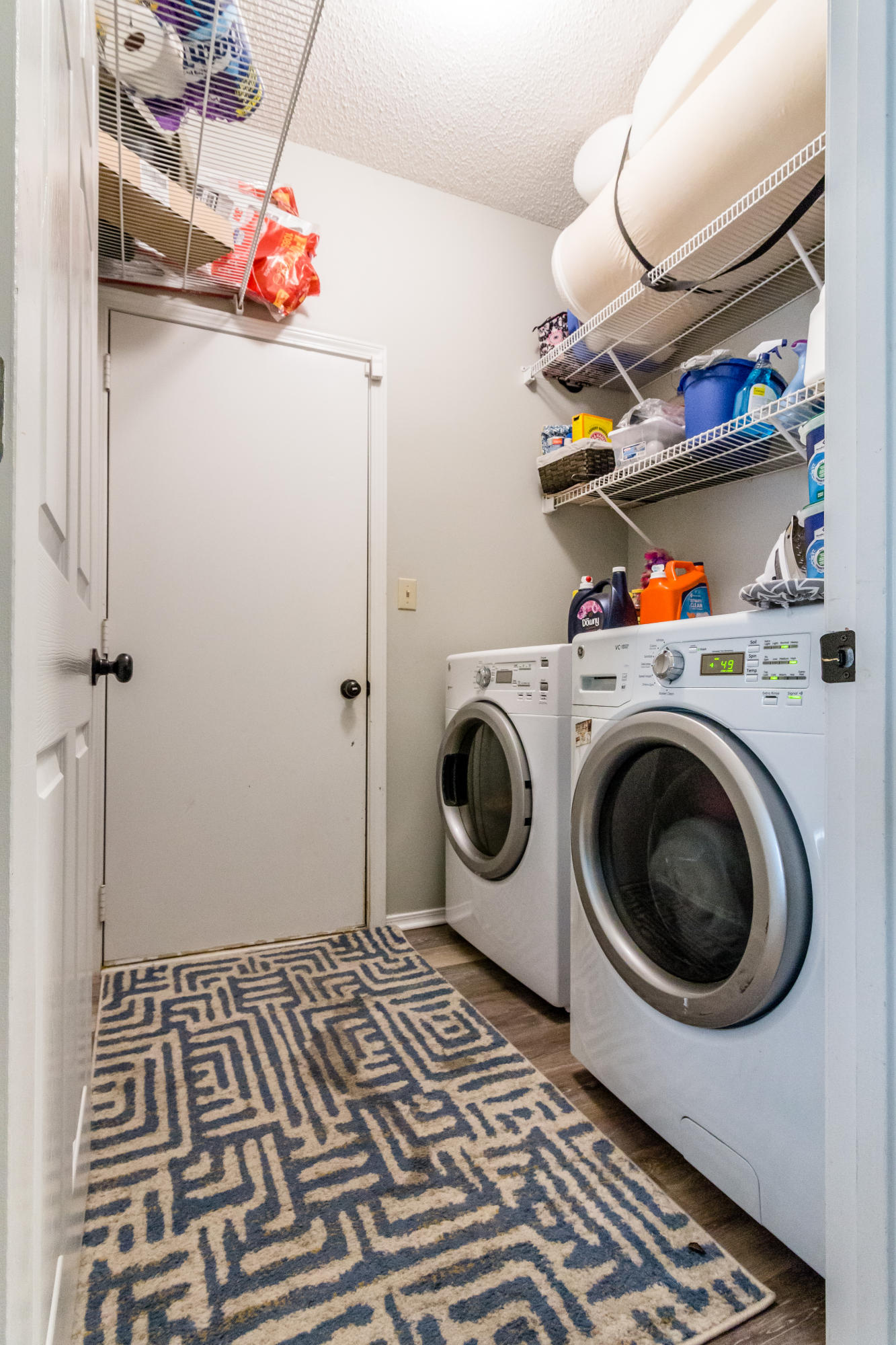 PARKWOOD SQUARE PH 1 - Residential Lease
