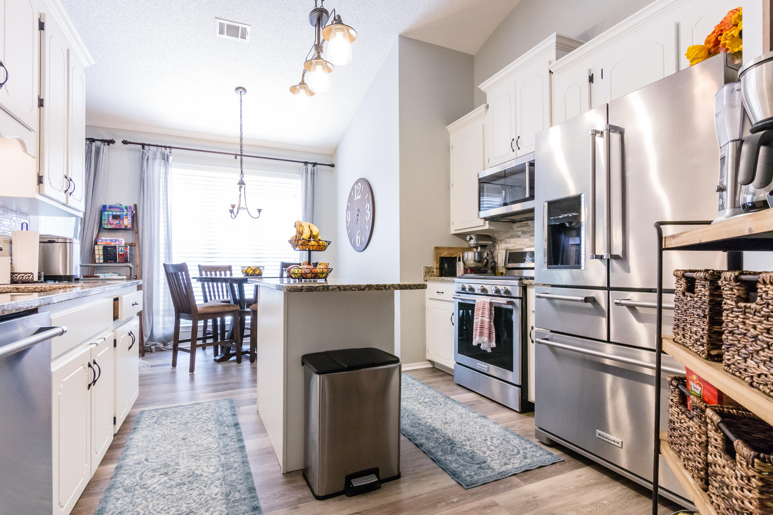 PARKWOOD SQUARE PH 1 - Residential Lease