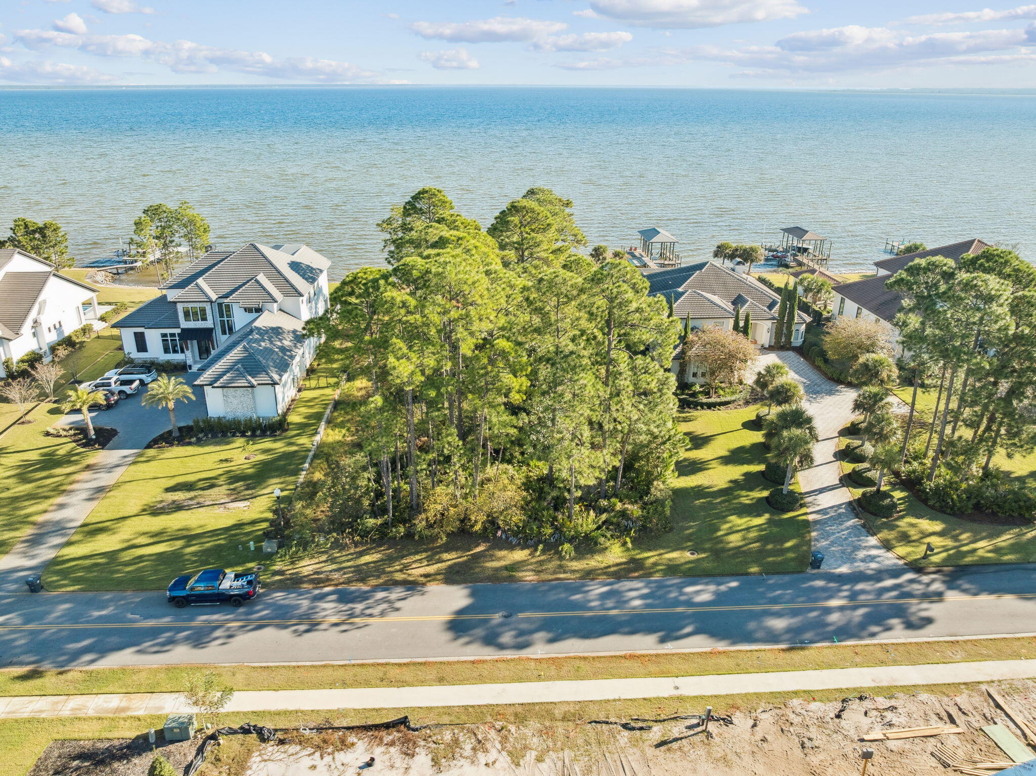 DRIFTWOOD ESTATES - Land