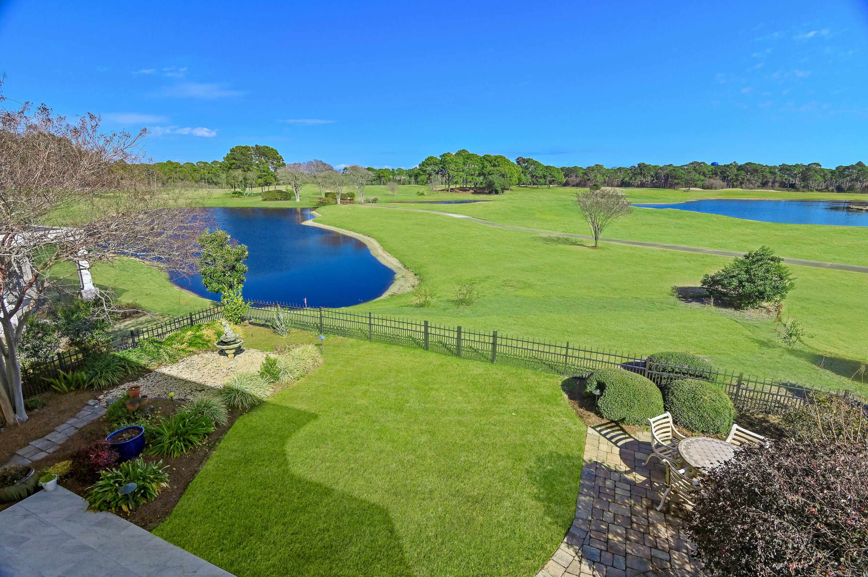 KELLY PLANTATION - Residential