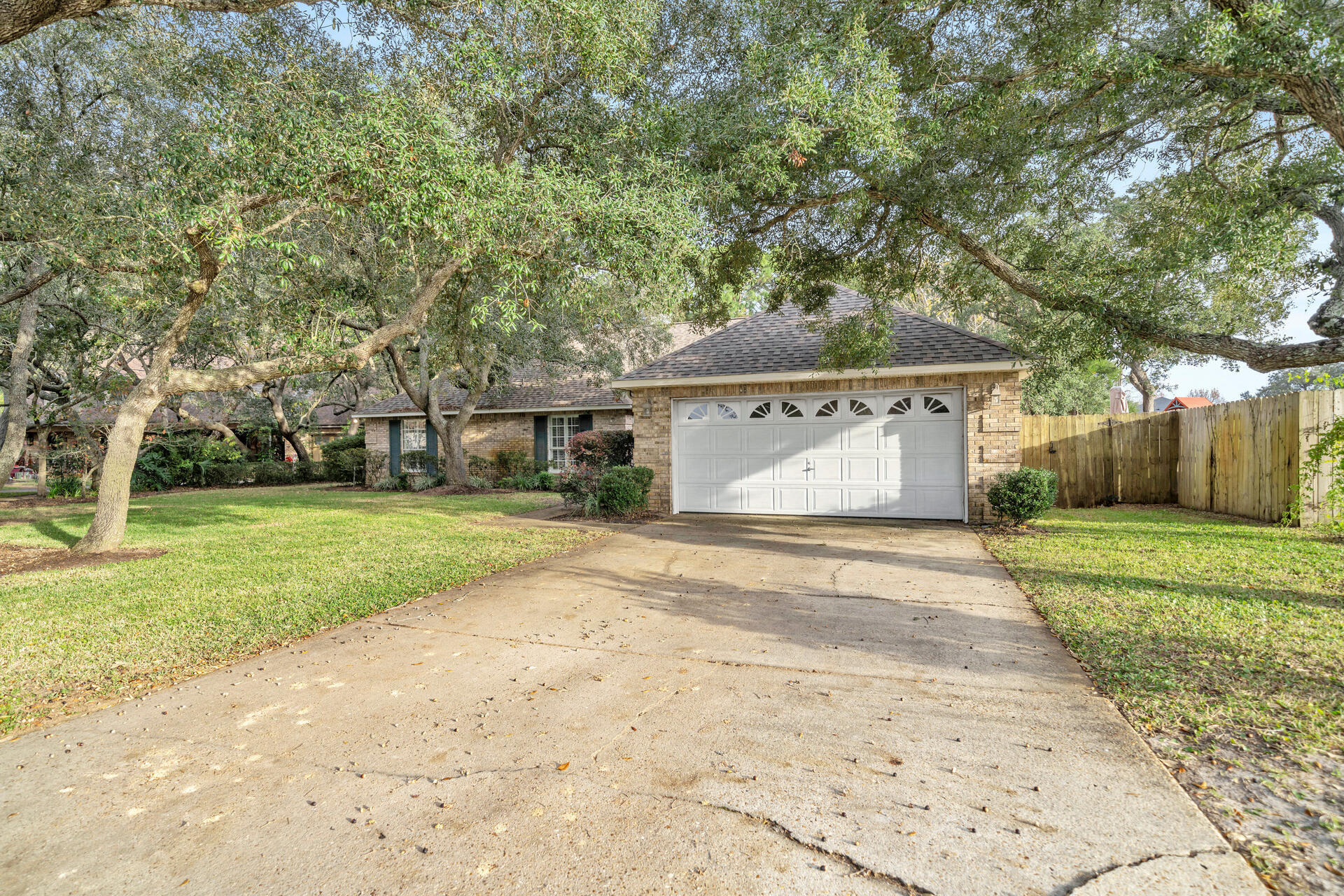 INDIAN BAYOU - Residential
