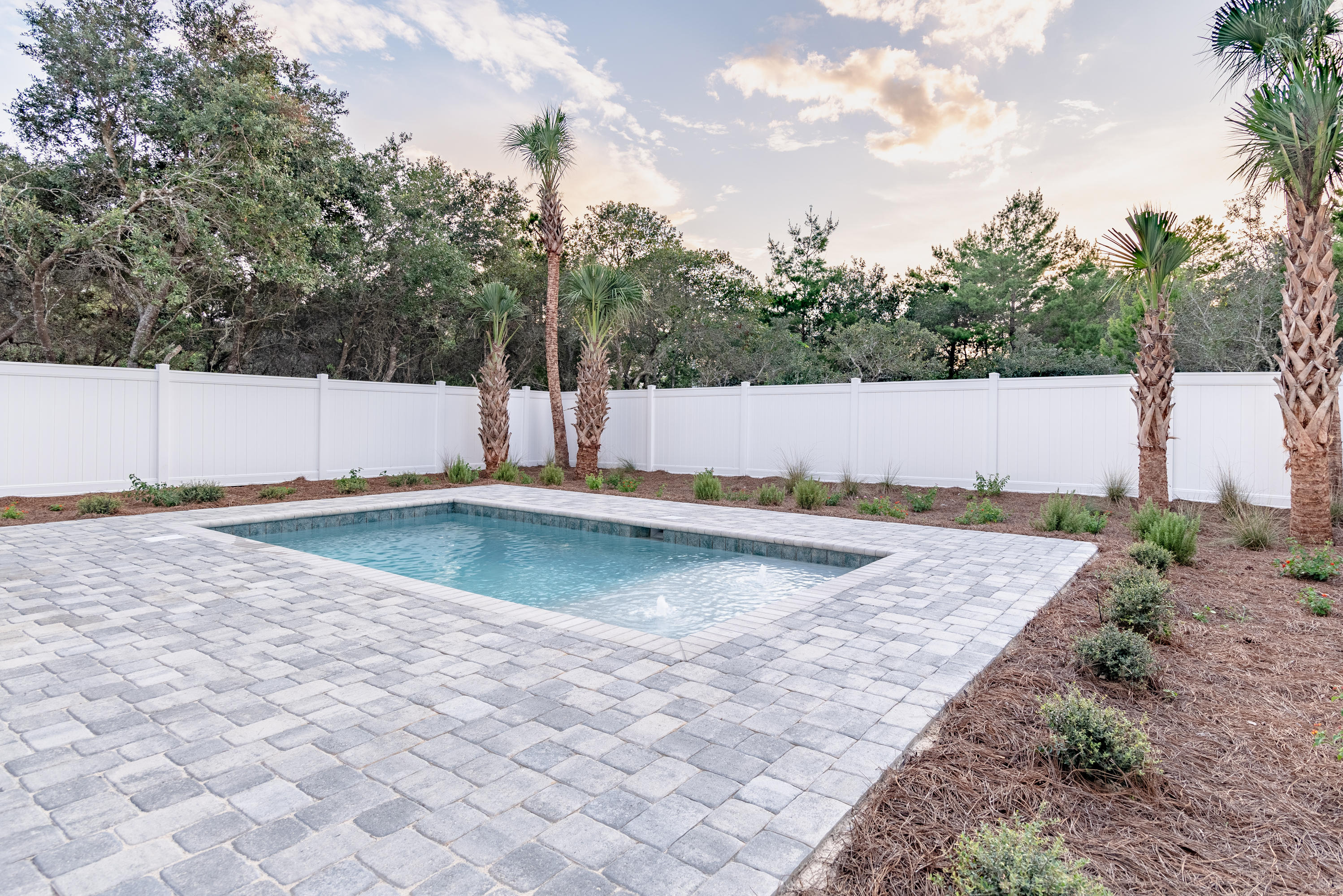 GULF SHORE MANOR - Residential
