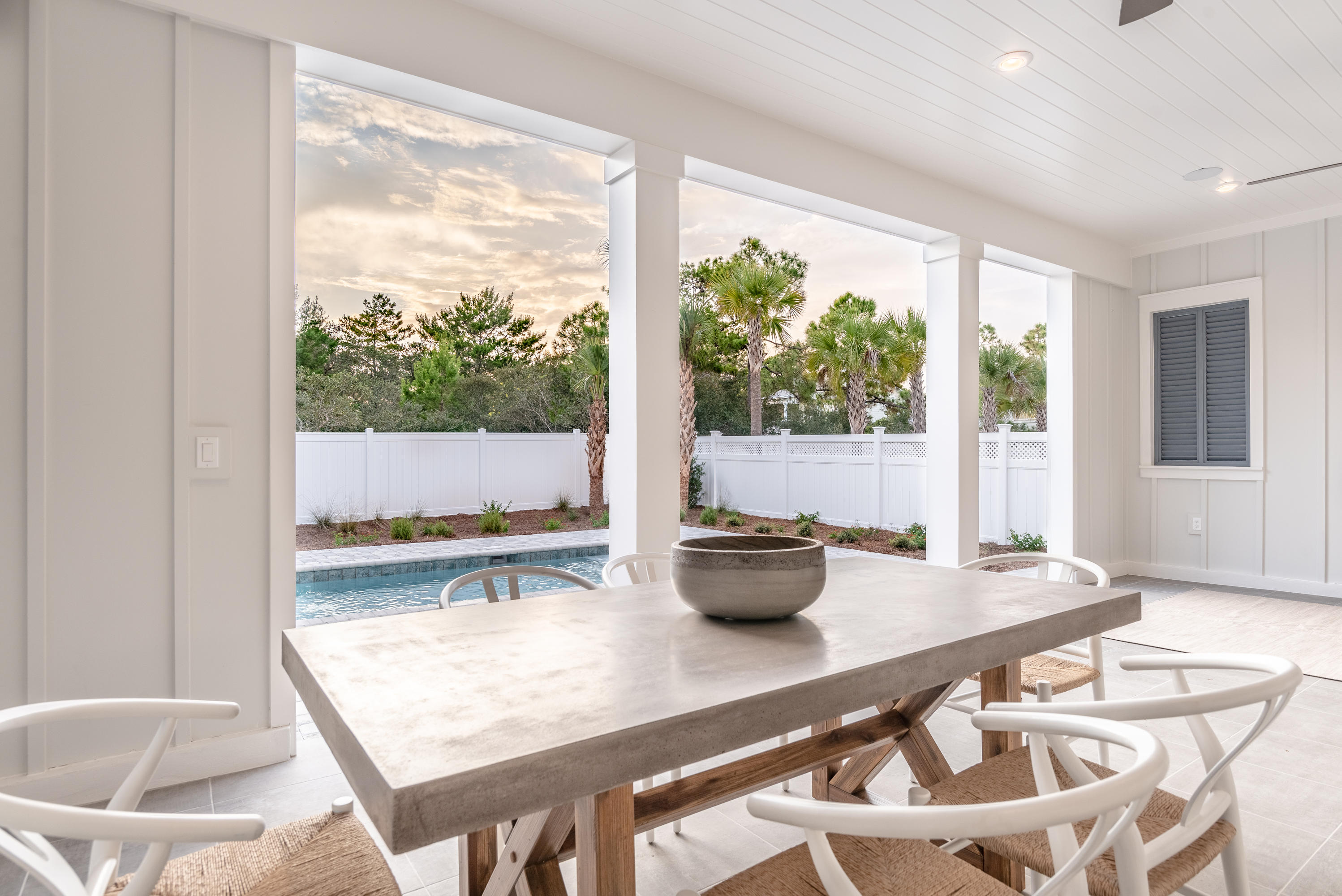 GULF SHORE MANOR - Residential