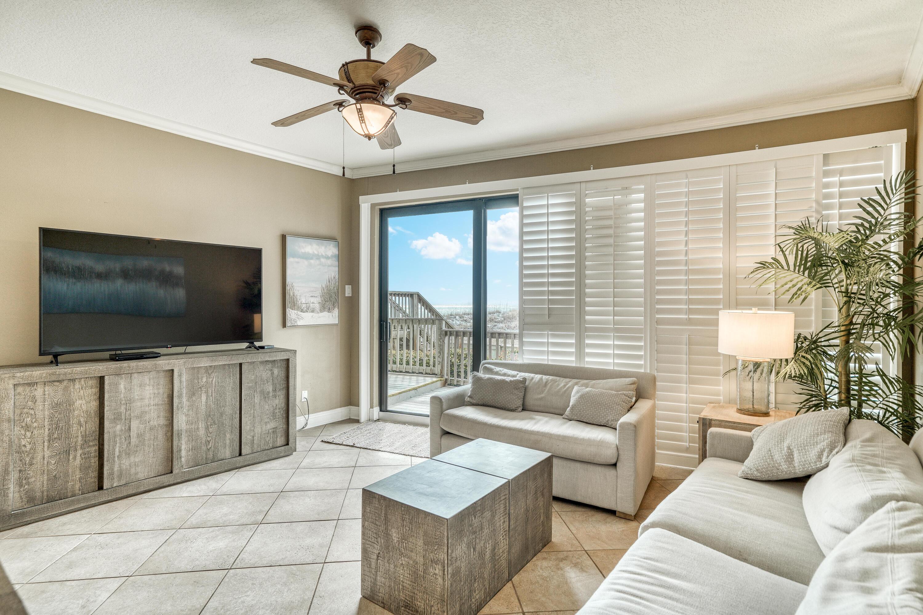 MAINSAIL CONDO PH 1 - Residential