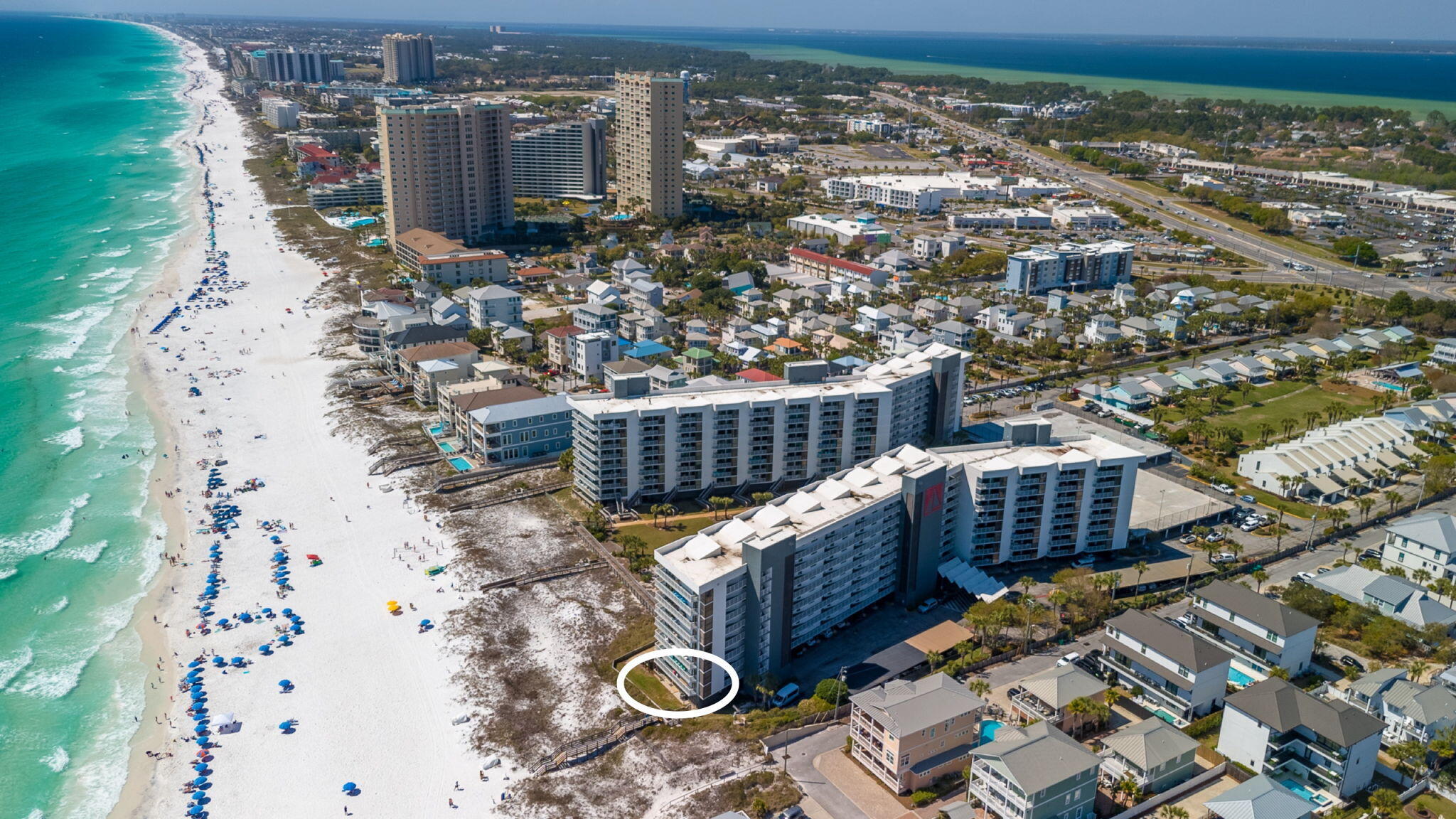 MAINSAIL CONDO PH 1 - Residential