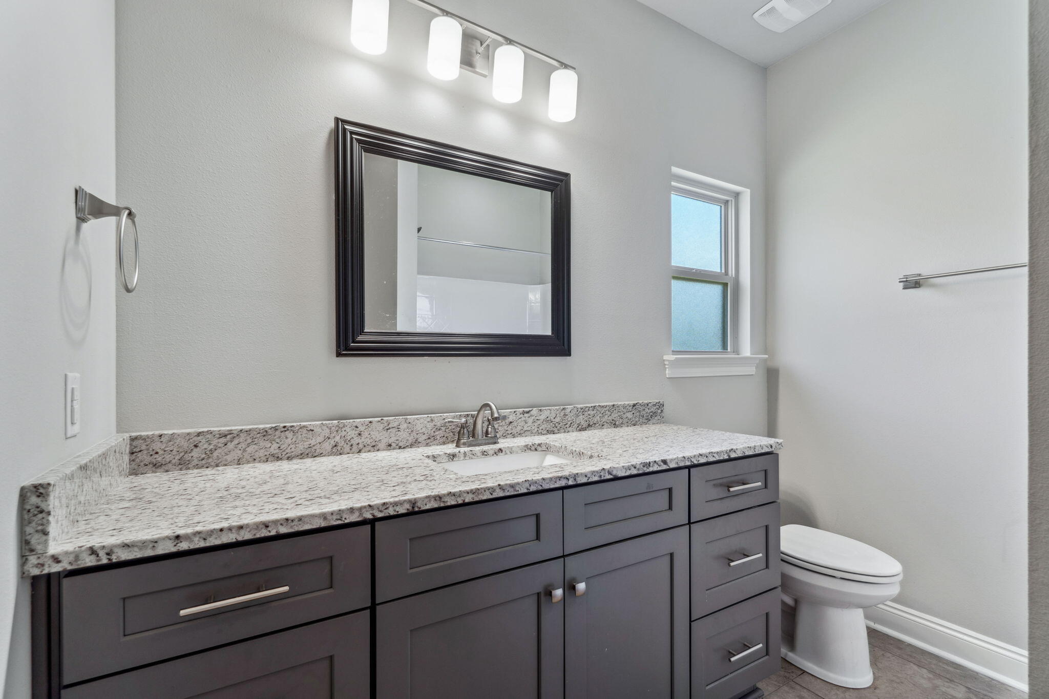 AZALEA ESTATES - Residential Lease