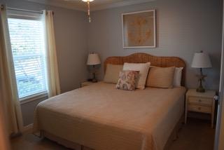 BEACHSIDE VILLAS CONDO - Residential