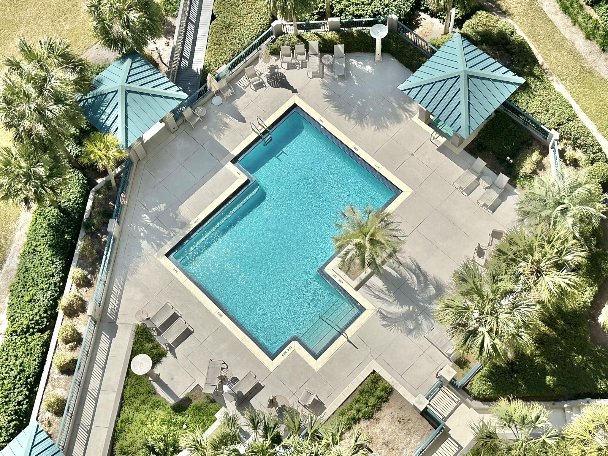 SOUTHWINDS III - Residential
