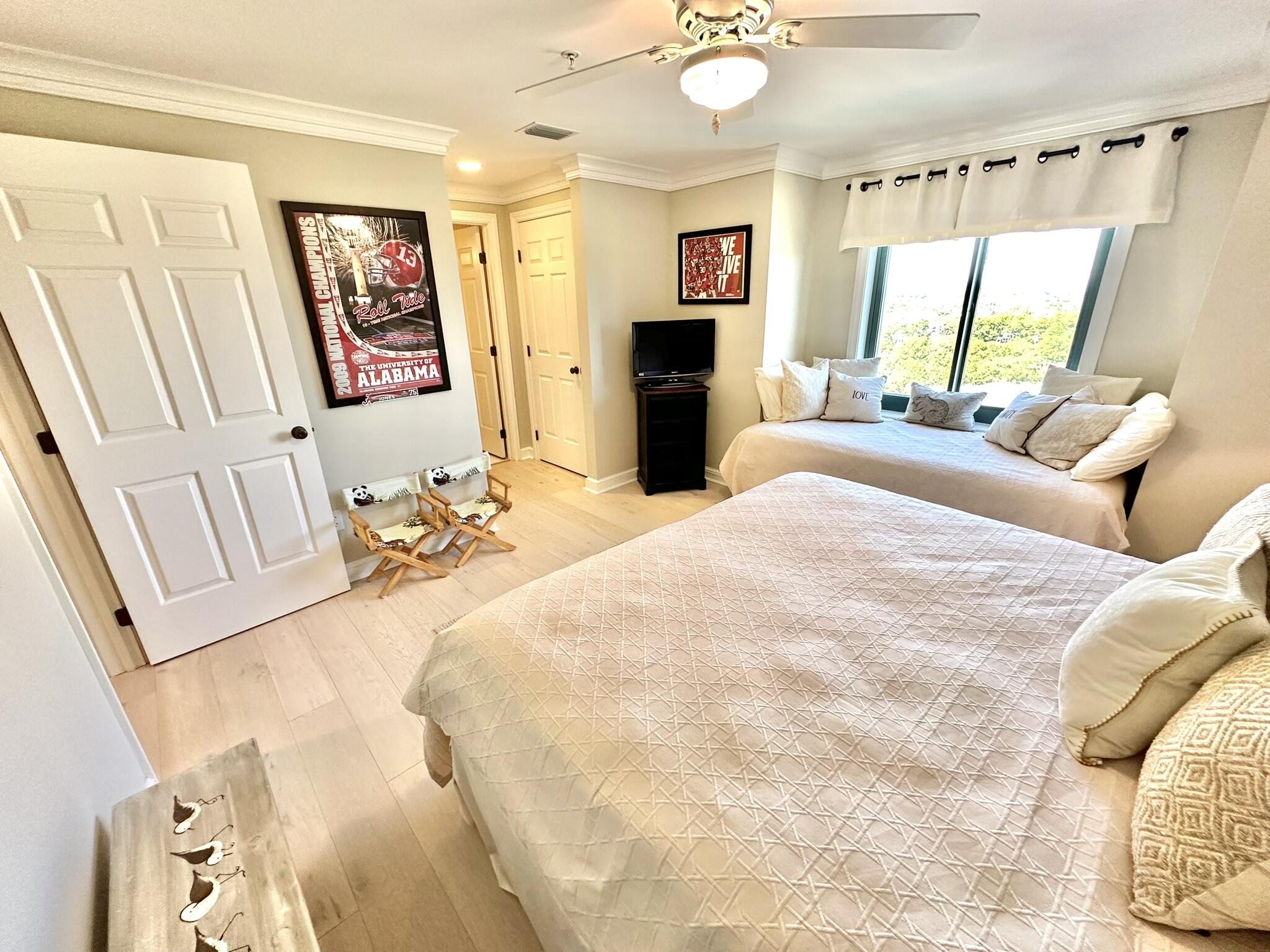 SOUTHWINDS III - Residential