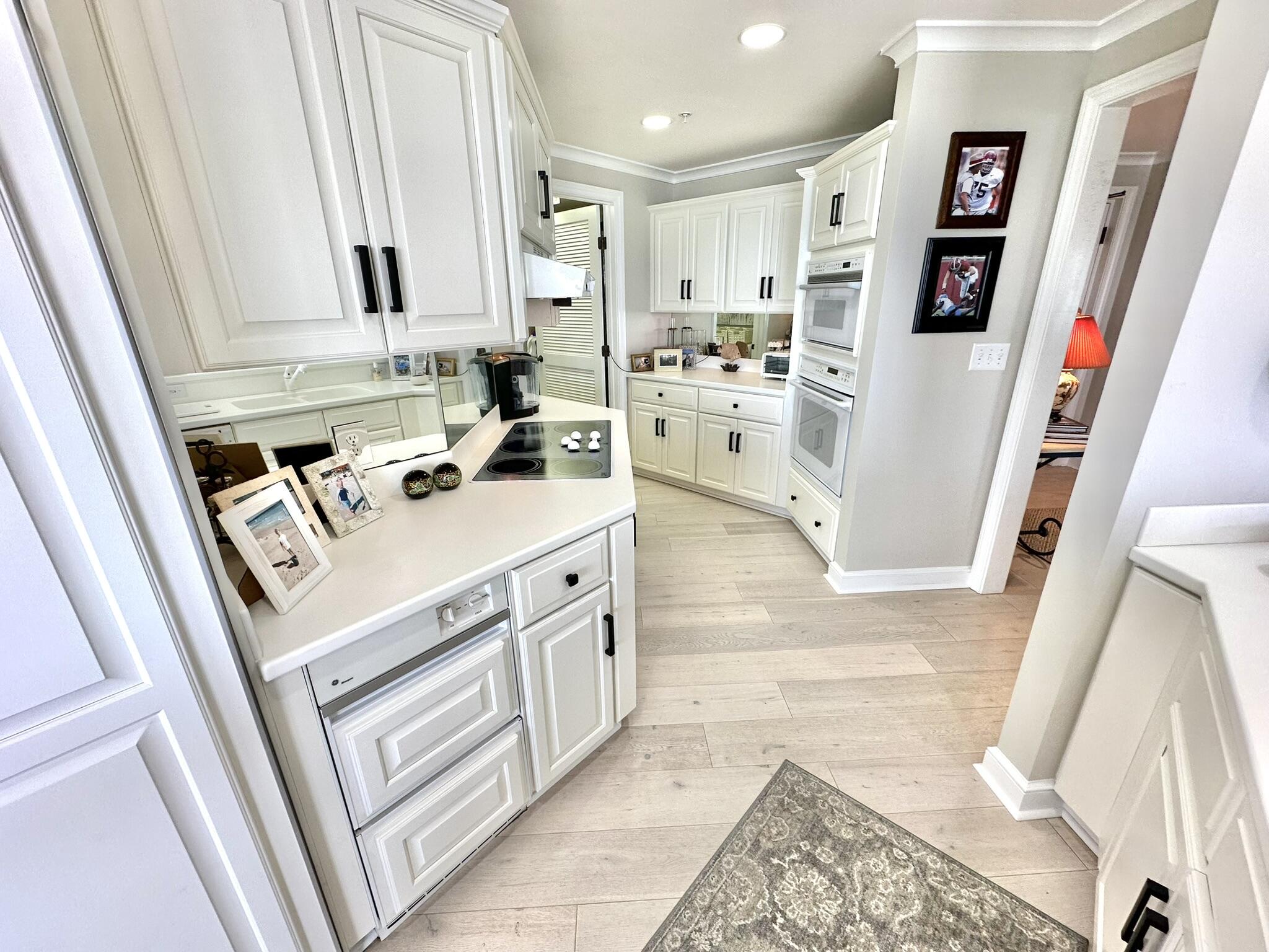 SOUTHWINDS III - Residential