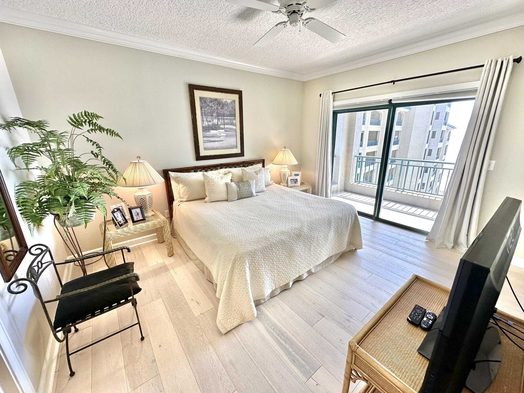 SOUTHWINDS III - Residential