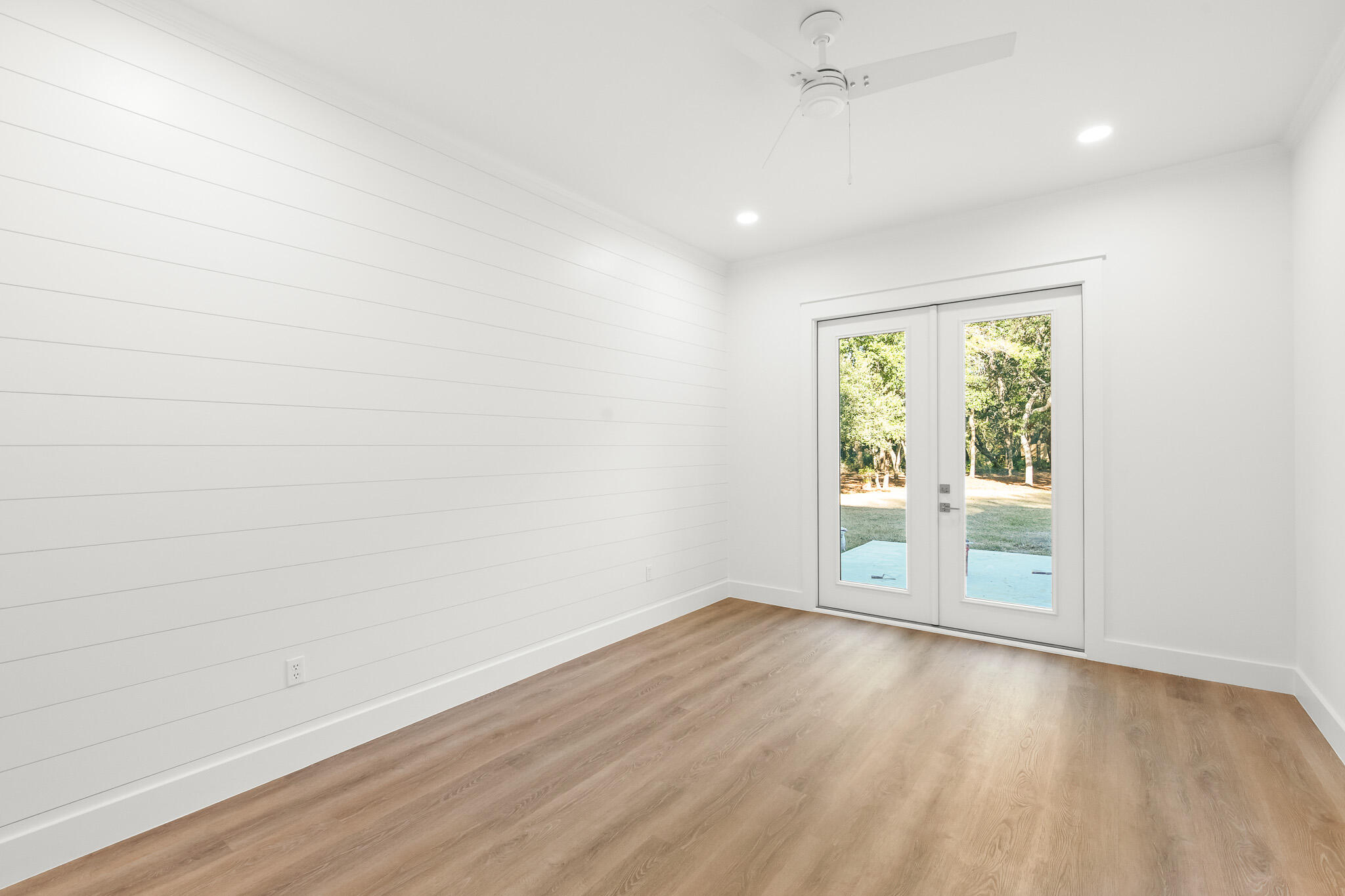 SEABREEZE - Residential