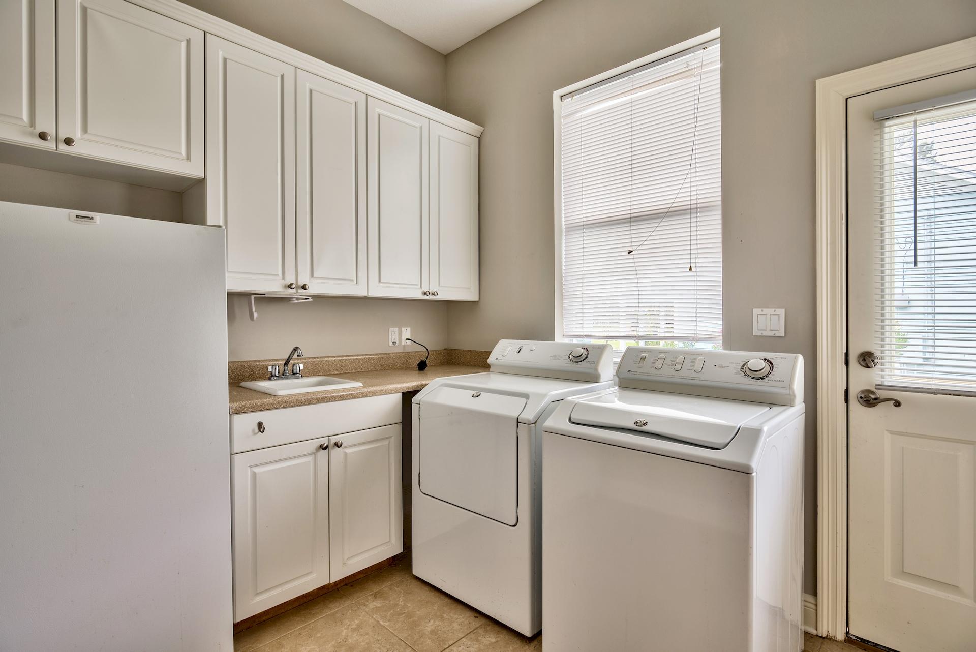 HOLIDAY SHORES ESTATES - Residential