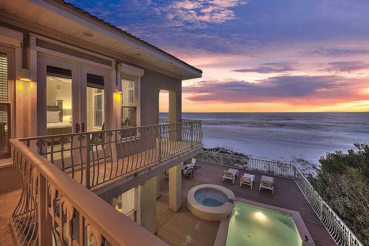 Miramar Beach - Residential