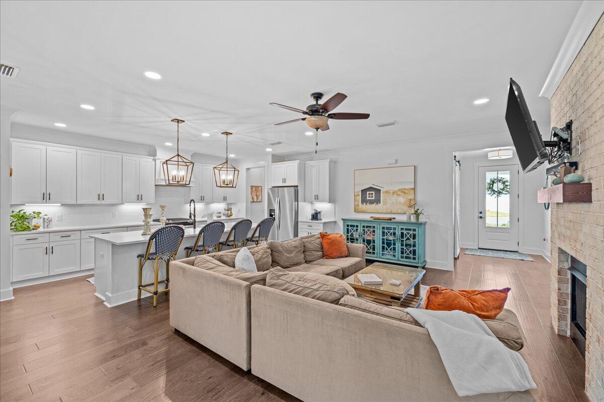 DEER MOSS CREEK - Residential