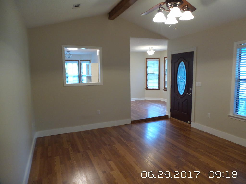 SHOAL TERRACE ESTATES - Residential Lease