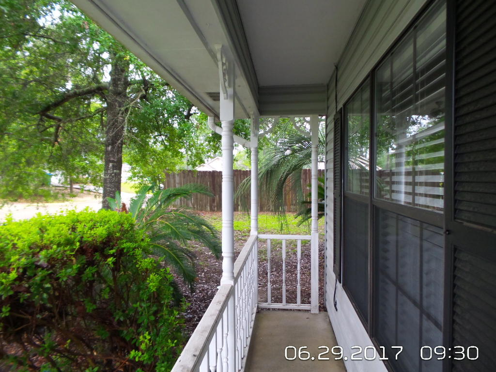 SHOAL TERRACE ESTATES - Residential Lease