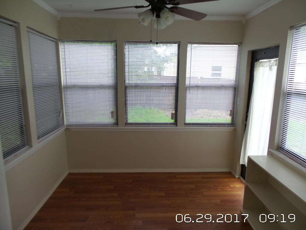 SHOAL TERRACE ESTATES - Residential Lease