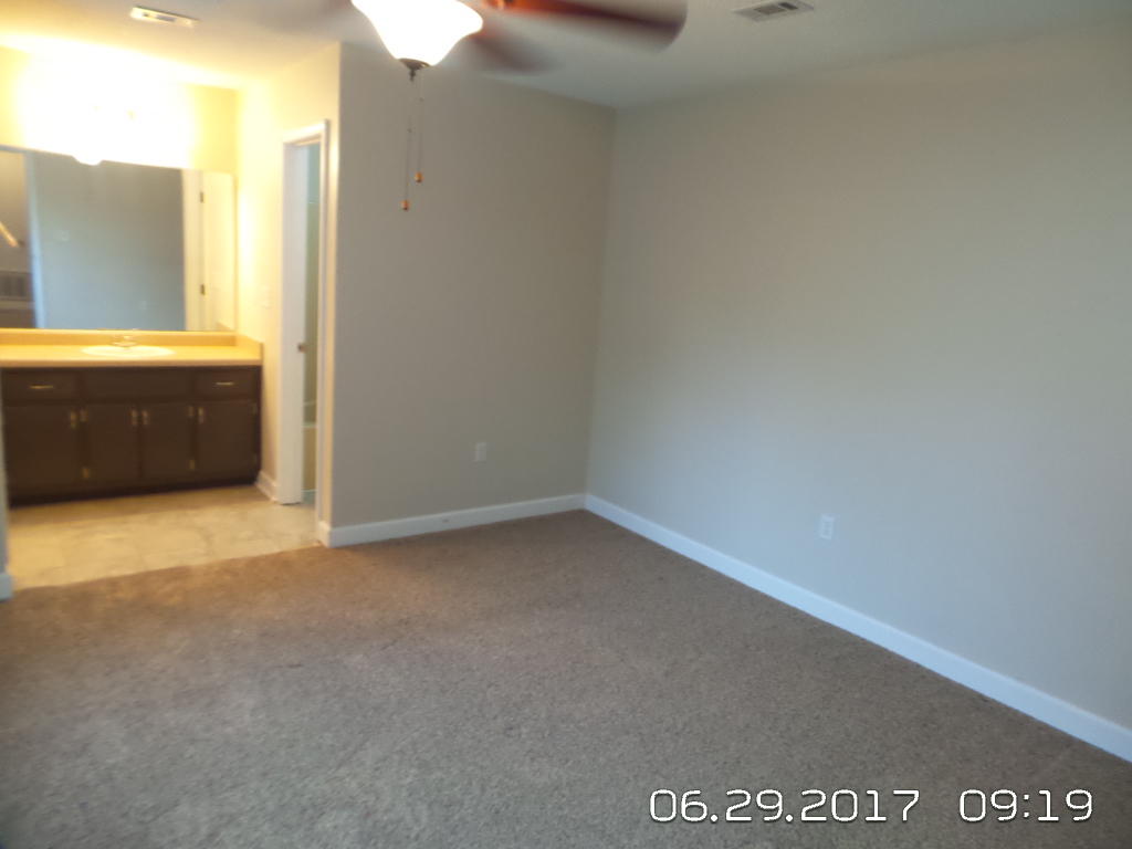 SHOAL TERRACE ESTATES - Residential Lease
