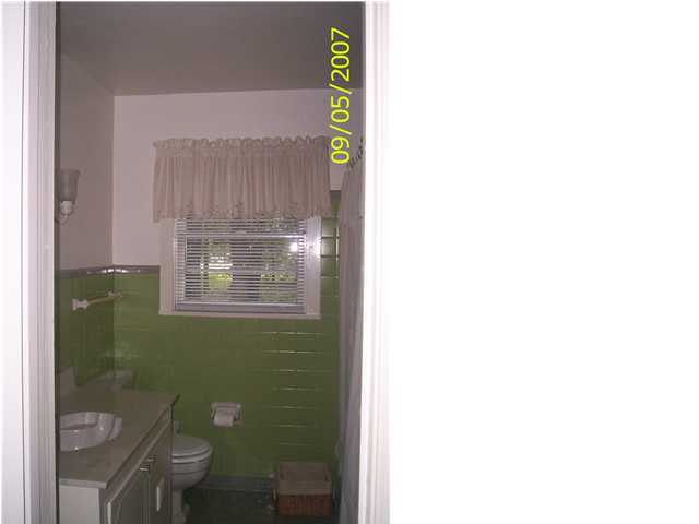 CRESTVIEW - Residential Lease