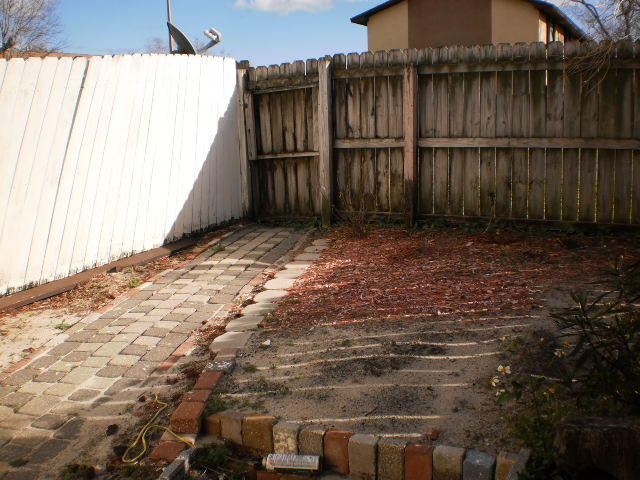 INDIAN HILLS - Residential Lease