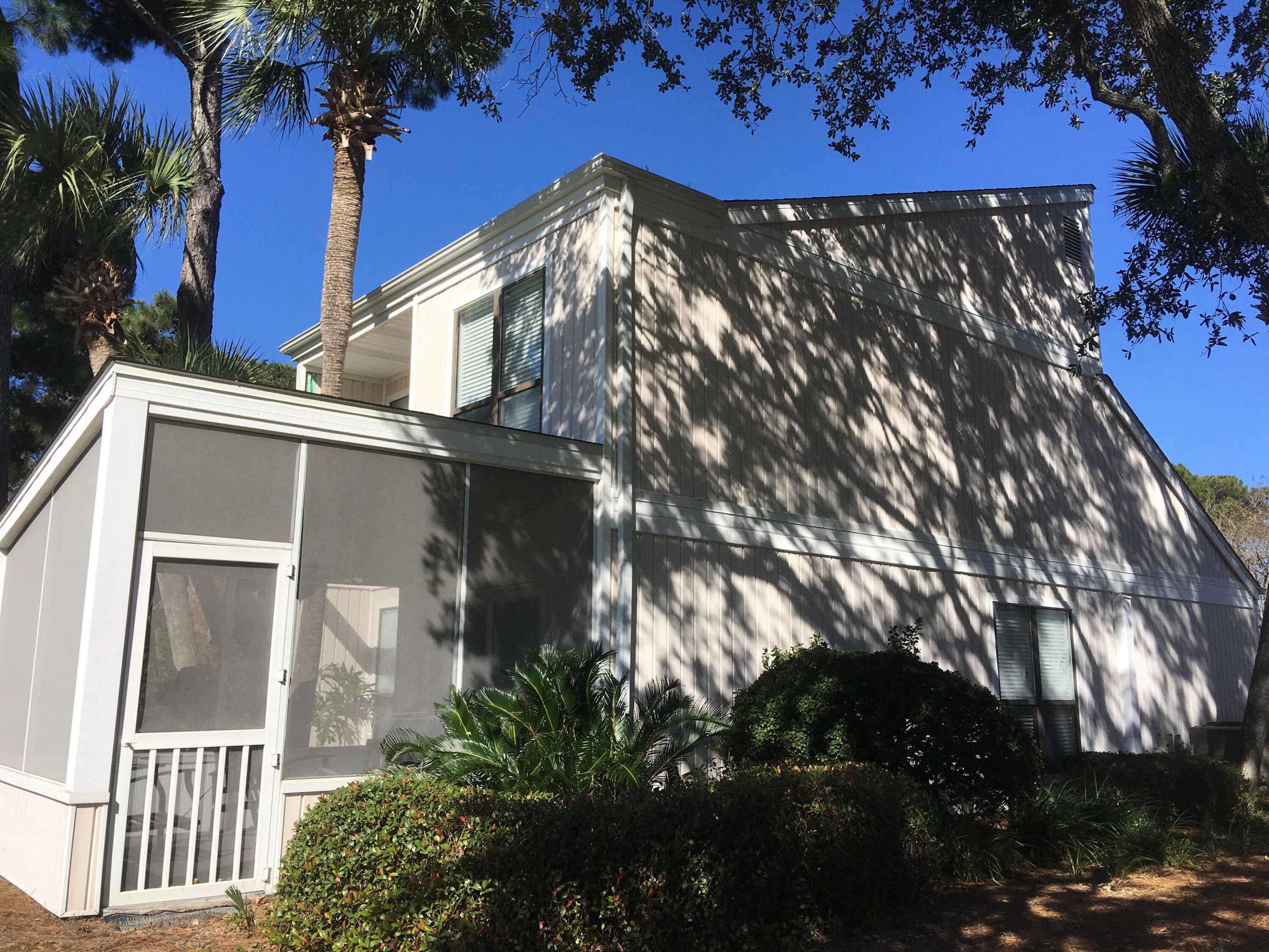SANDPIPER VILLAGE CONDO - Residential