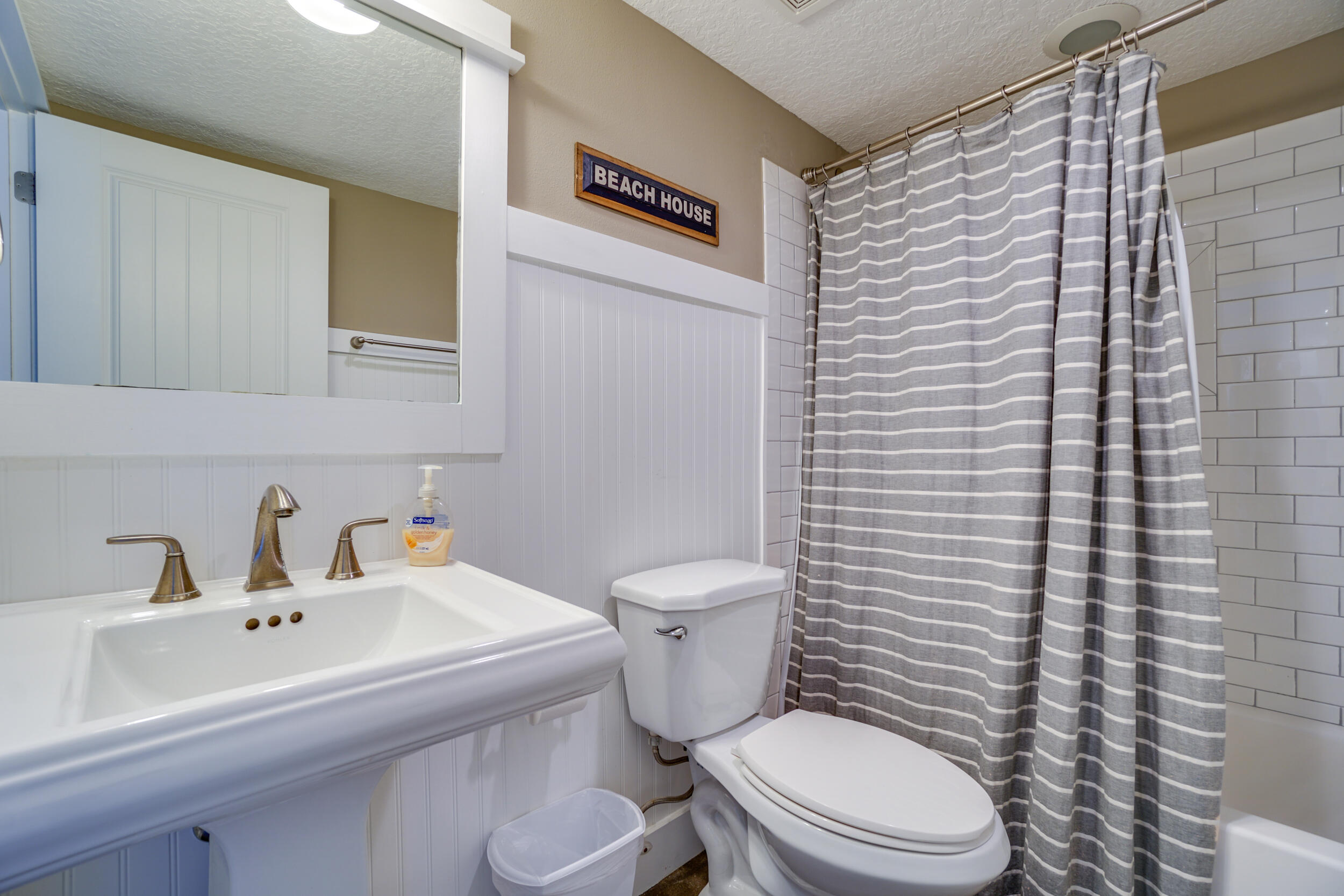 SANDPIPER VILLAGE CONDO - Residential