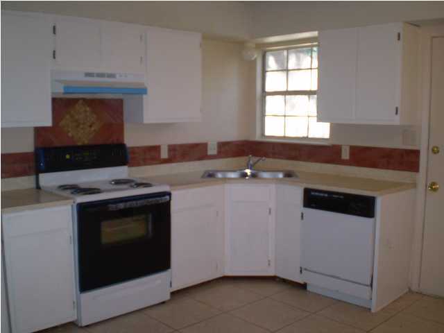 PINEHURST PARK - Residential Lease