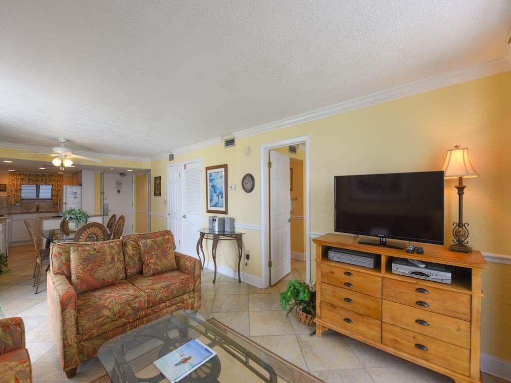 SUNDESTIN INTERNATIONAL CONDO - Residential