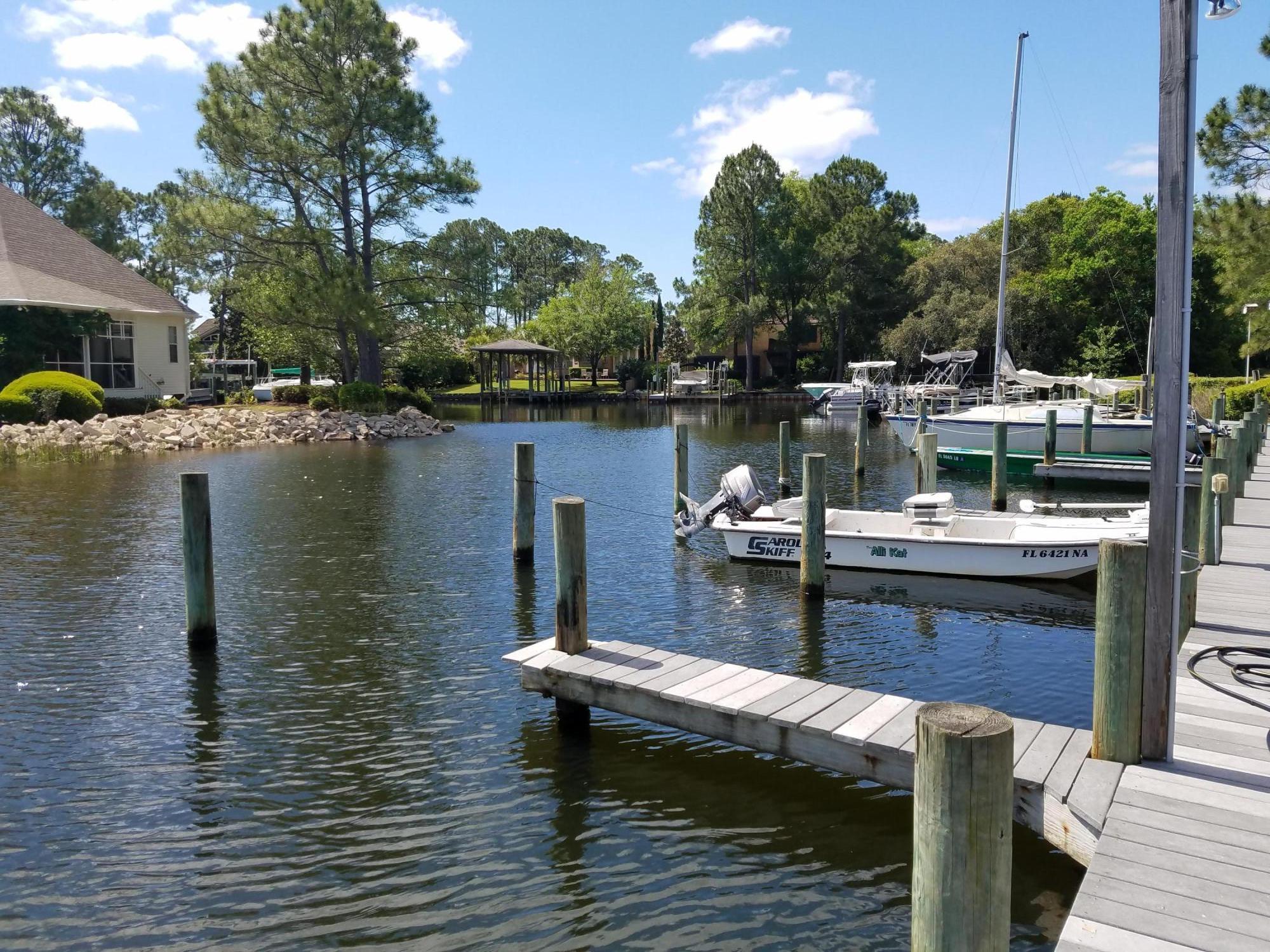 ROCKY BAYOU T/H - Residential Lease