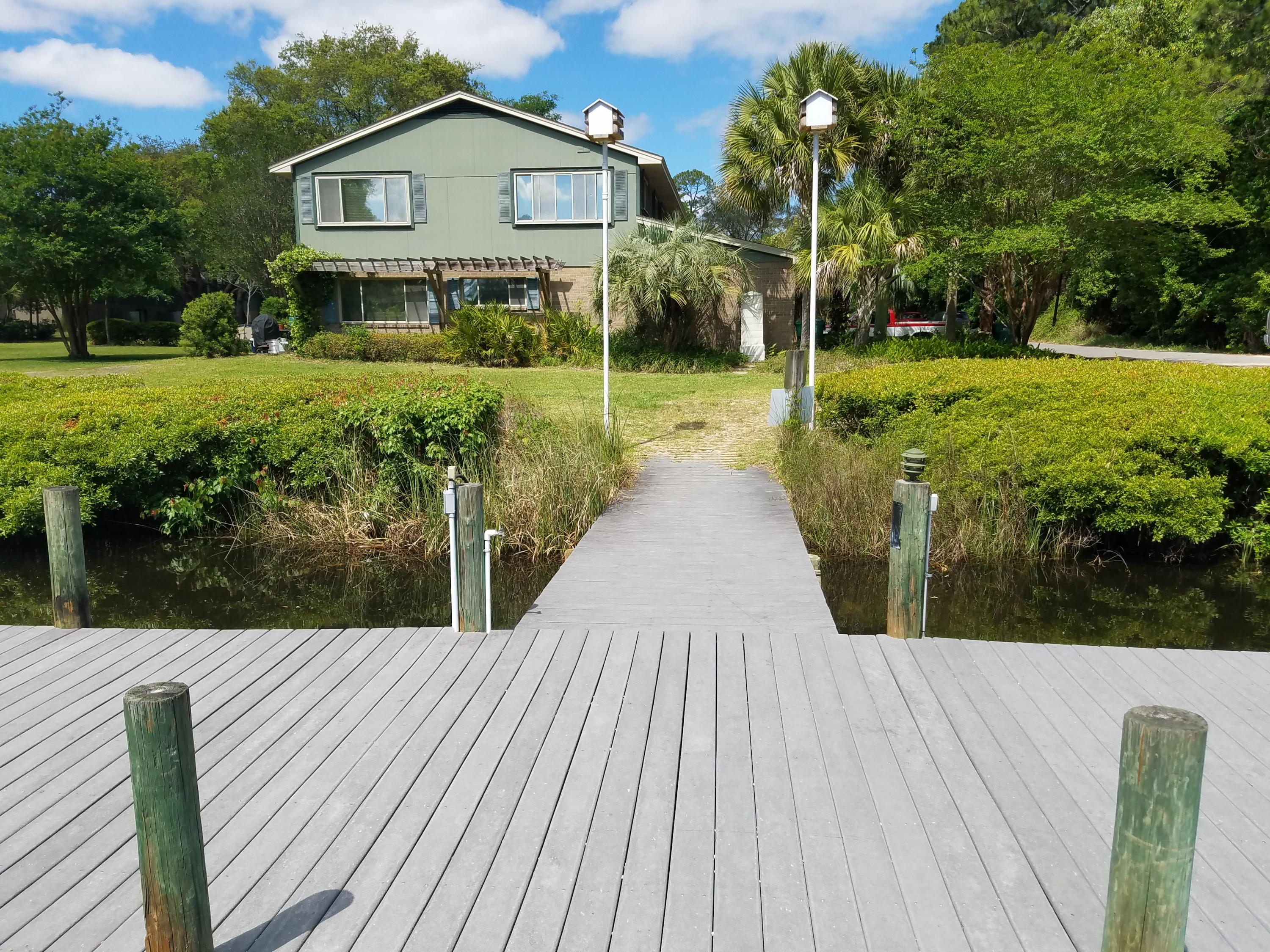 ROCKY BAYOU T/H - Residential Lease