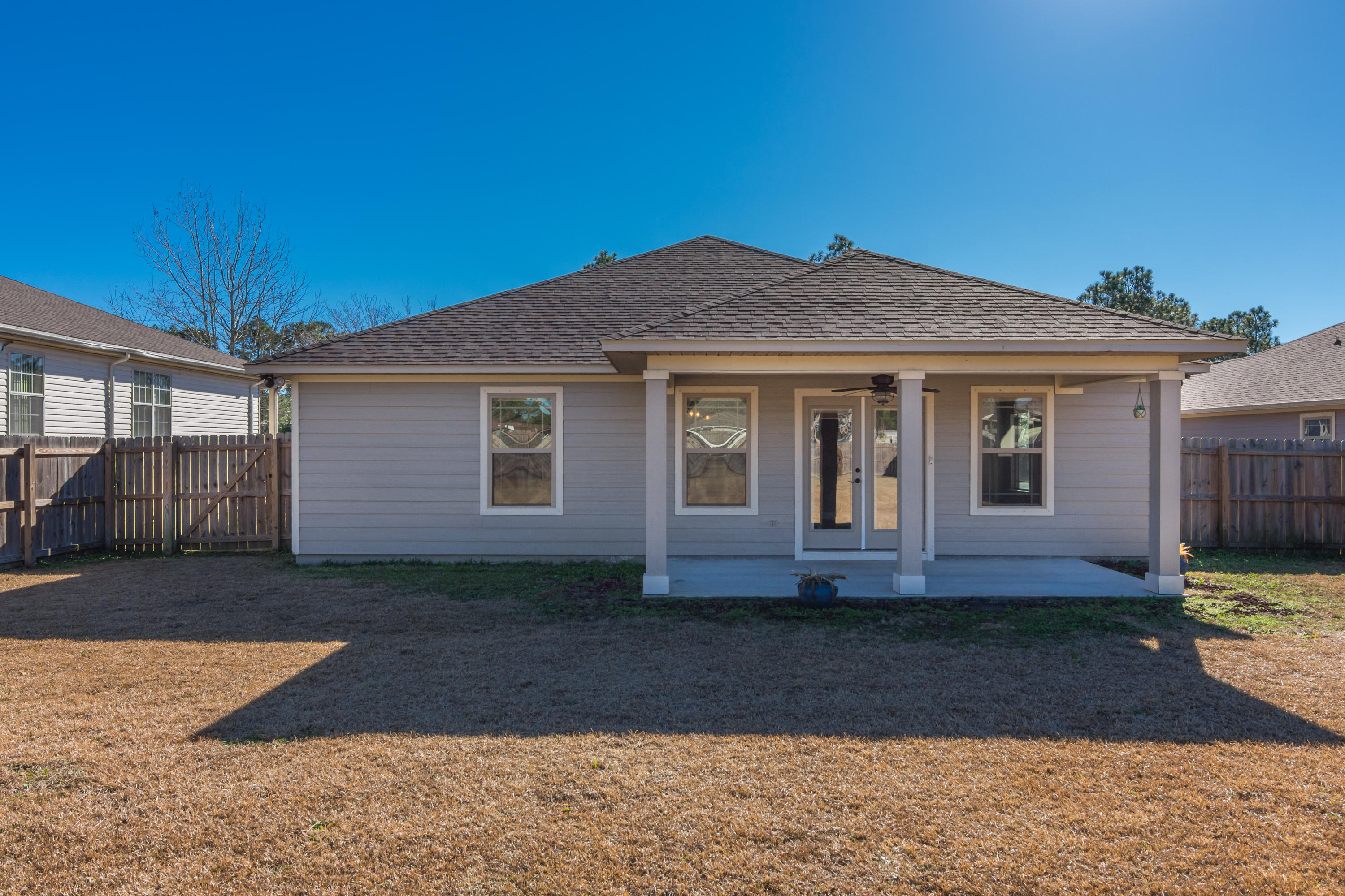 NAVARRE S/D 2ND ADDN - Residential