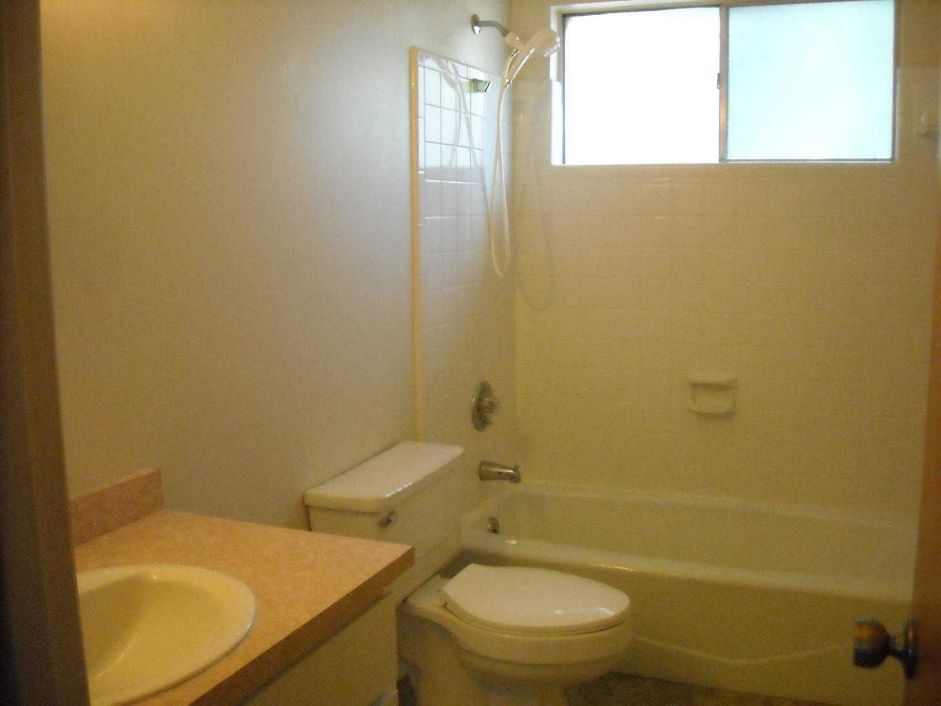 Port Dixie - Residential Lease