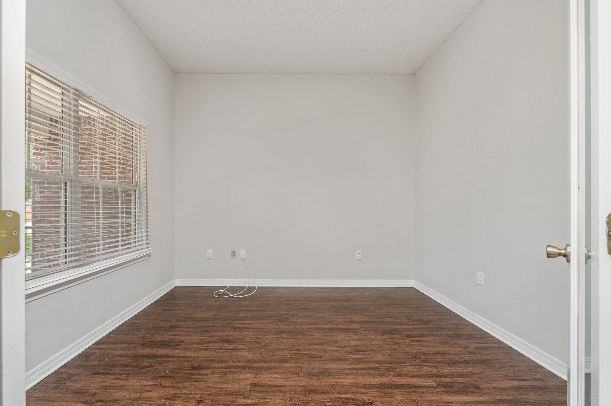 HIDDEN SPRINGS - Residential Lease
