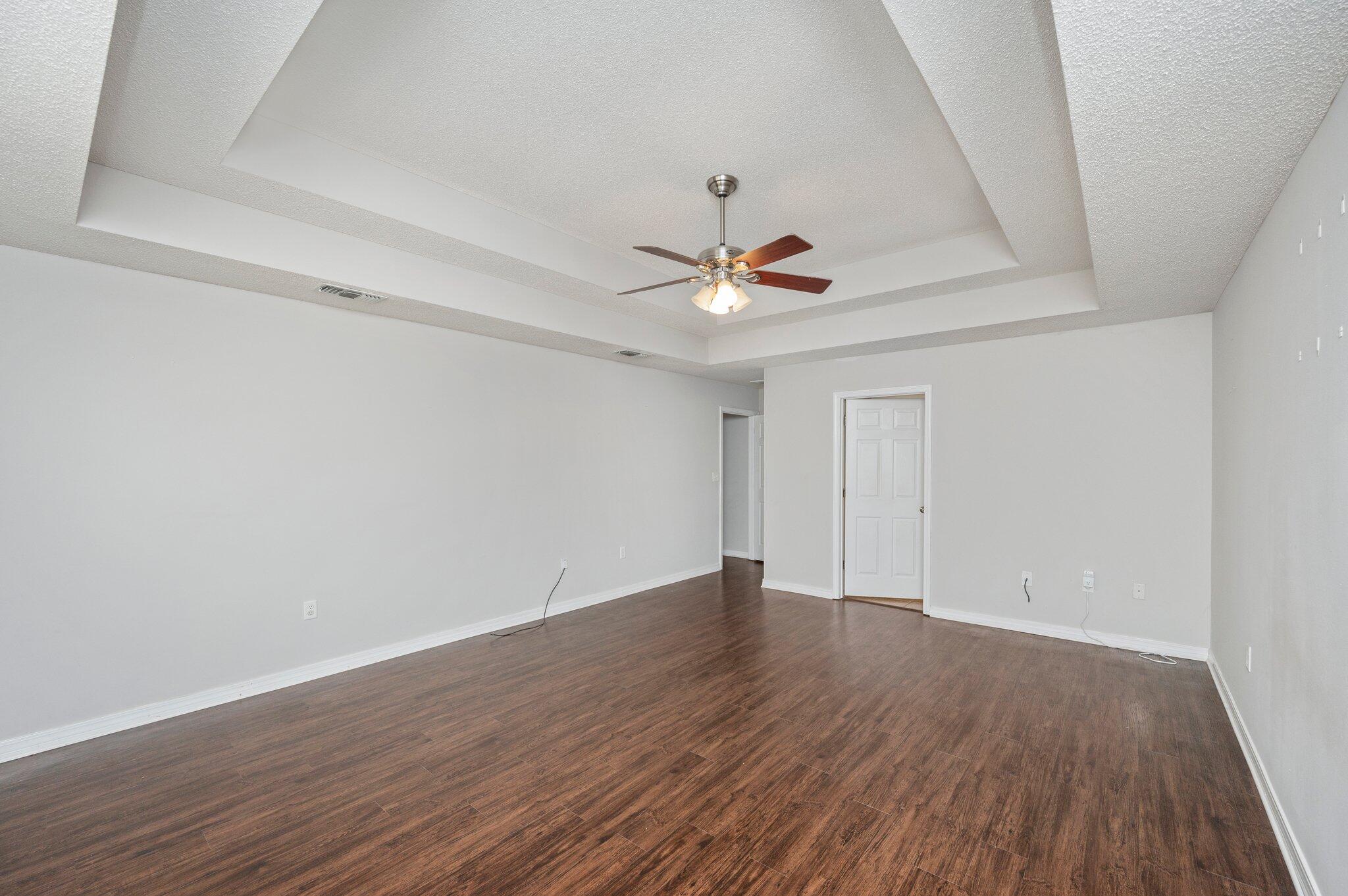 HIDDEN SPRINGS - Residential Lease