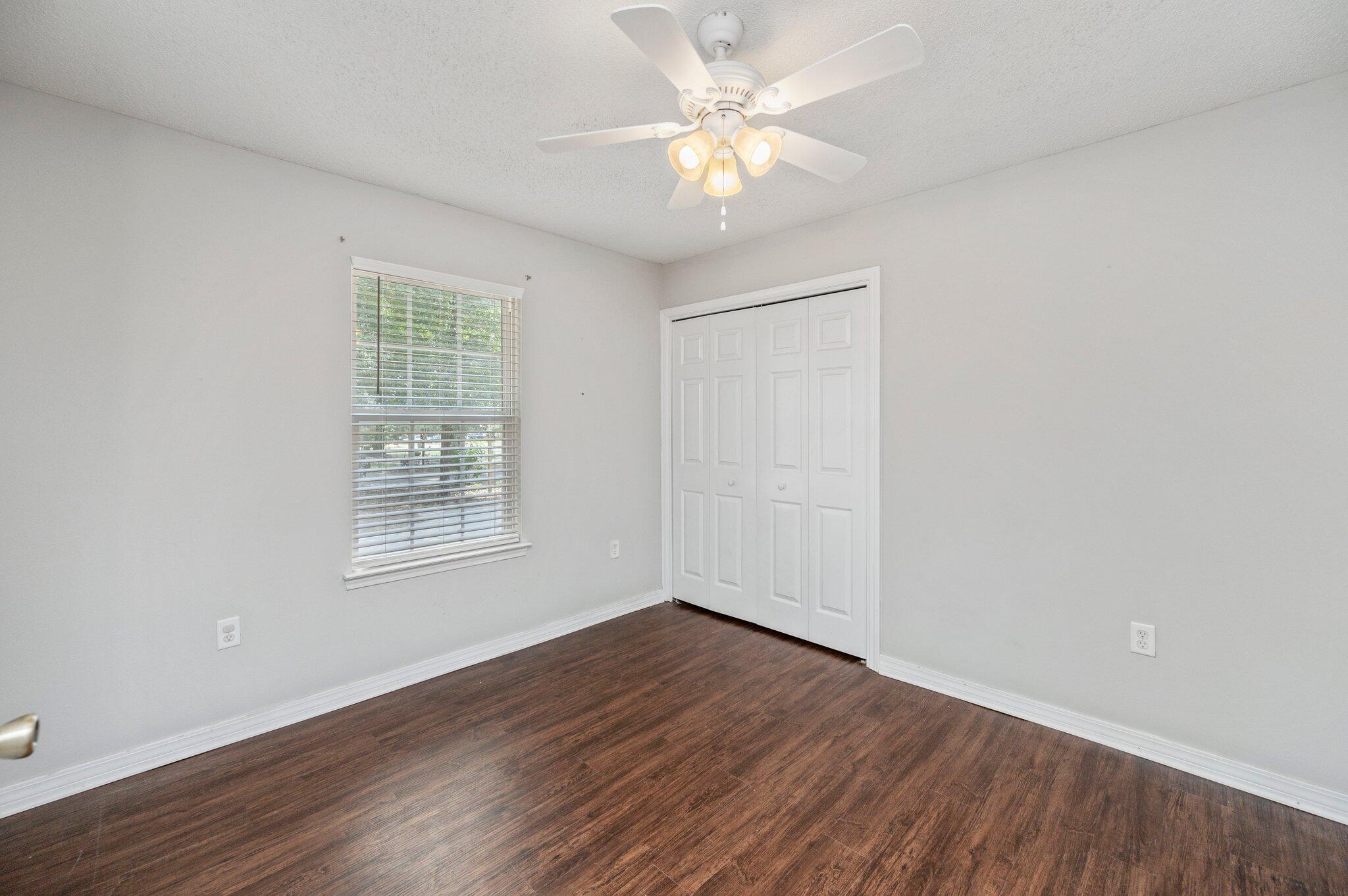 HIDDEN SPRINGS - Residential Lease