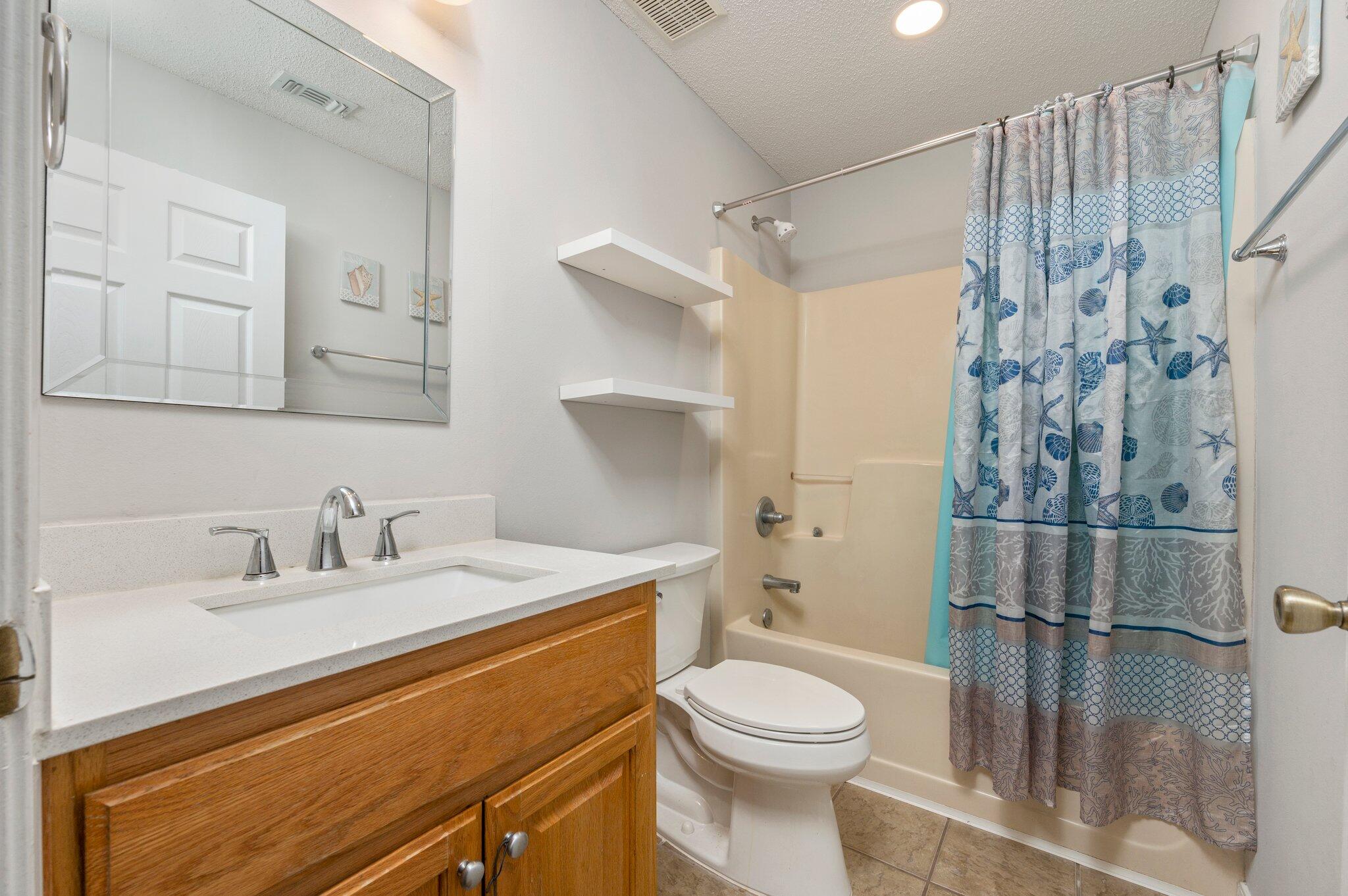 HIDDEN SPRINGS - Residential Lease