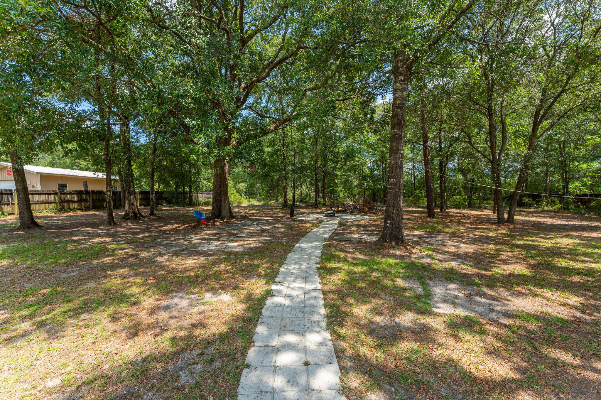 HIDDEN SPRINGS - Residential Lease