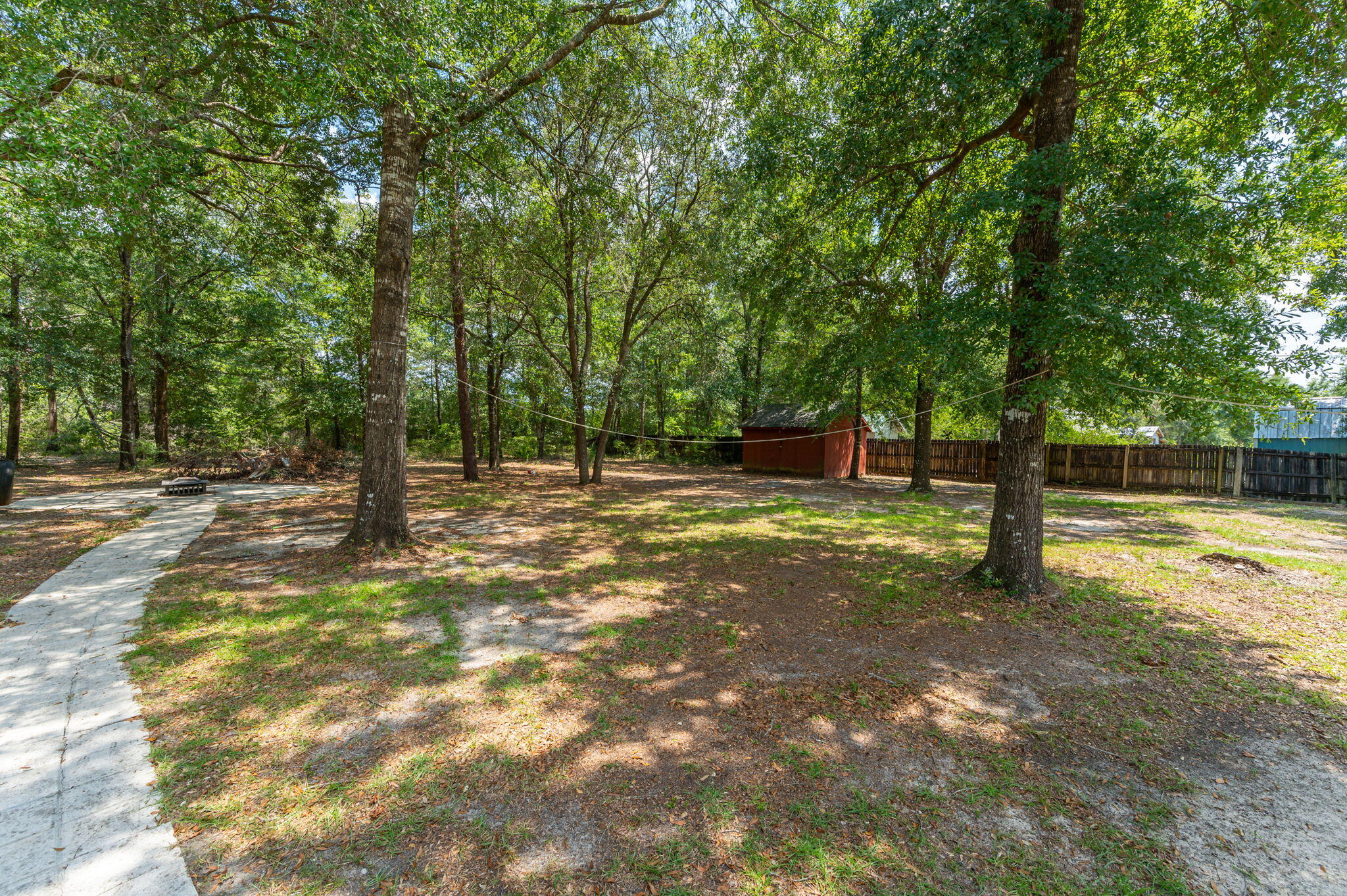 HIDDEN SPRINGS - Residential Lease